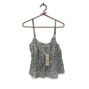 No Boundaries Women's Blue Rose Ditsy Cami Top - Size: Medium